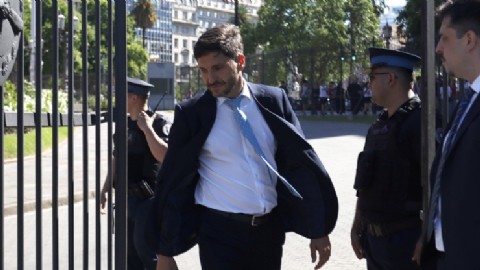 Pullaro arma show político en la Corte Suprema de Justicia acompañado de una comitiva