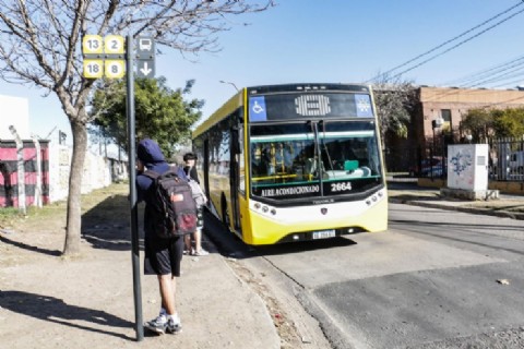 Viajar será un lujo en Santa Fe: las empresas piden aumentar el boleto a 1.700