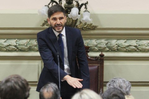 Santa Fe, campeón en presión fiscal: Pullaro castiga a pymes y usuarios