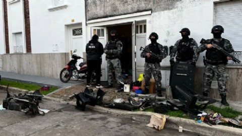 Mientras Pullaro promete “mano dura”: detienen a la hija de un ex juez de menores y secuestran motos robadas