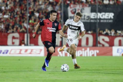 Newell's y Platense igualaron en un partido trabado, por la Copa LPF