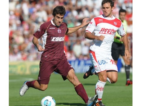 Lanús sacó un empaté ante Unión y recuperó la punta compartida con Newell´s