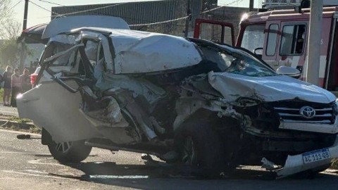 Joven rugbier de 18 años murió en un accidente vial y tres amigos resultaron heridos