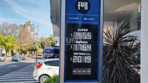 Con otro aumento, llenar el tanque pasó los 100.000 en Santa Fe