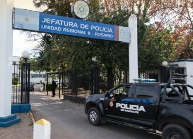 Rosario: realizaron un allanamiento en la Unidad Regional II de la Jefatura de Policía
