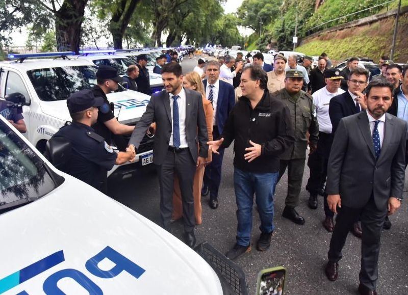 La provincia recibió 80 móviles para sumarse a los patrullajes en Rosario