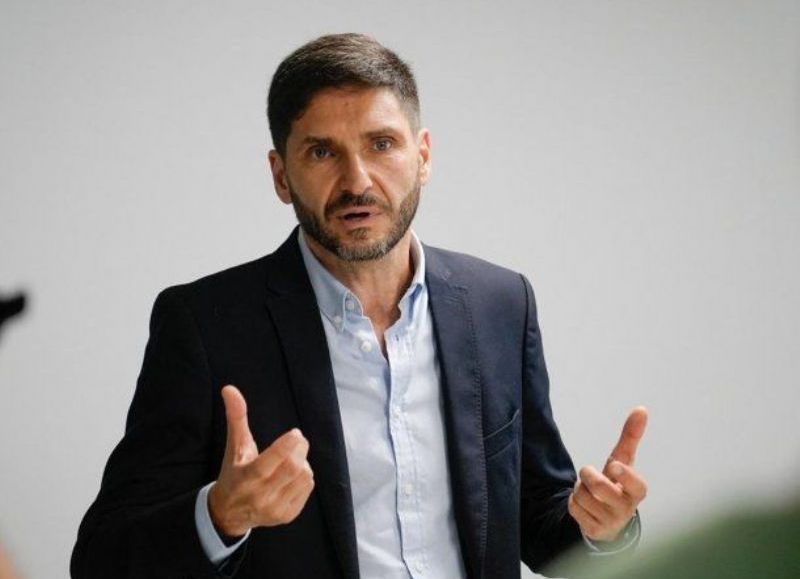 La marchanta de alcohol con funcionarios de Pullaro presentes