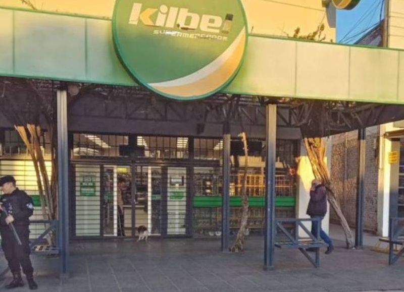 Violento asalto a una sucursal del supermercado Kilbel