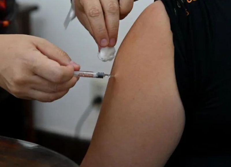 Más de 4.300 santafesinos se vacunaron en operativos barriales durante el primer semestre
