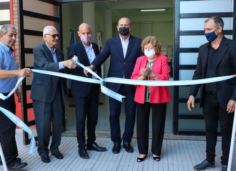 Omar Perotti participó de la inauguración del Centro Tecnológico Cime en Esperanza