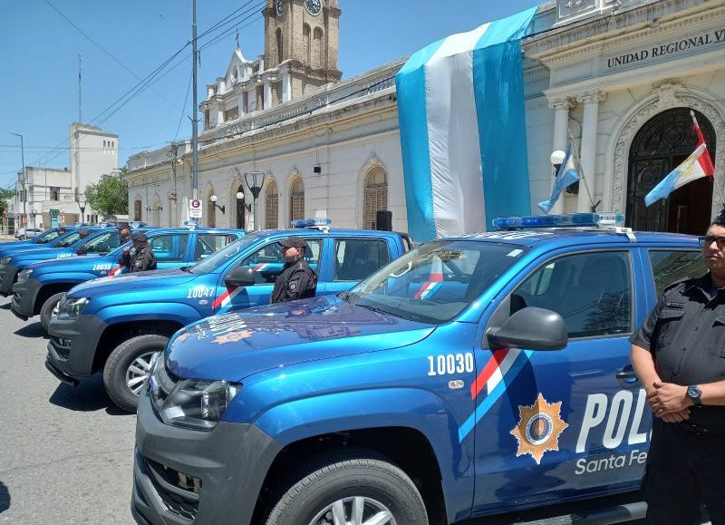 Provincia sigue equipando a la Policía en diferentes puntos del territorio santafesino