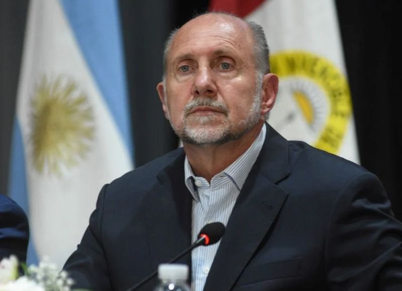 La oposición pidió a Perotti que entregue la provincia "lo menos incendiada posible"