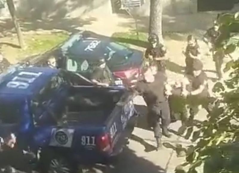 Pánico y terror en Rafaela: abrió fuego ante sus vecinos y dejó un saldo de dos heridos