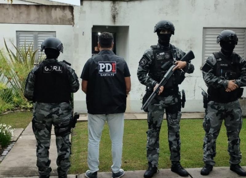 Dos detenidos en allanamientos por venta de droga en Coronel Domínguez y Acebal