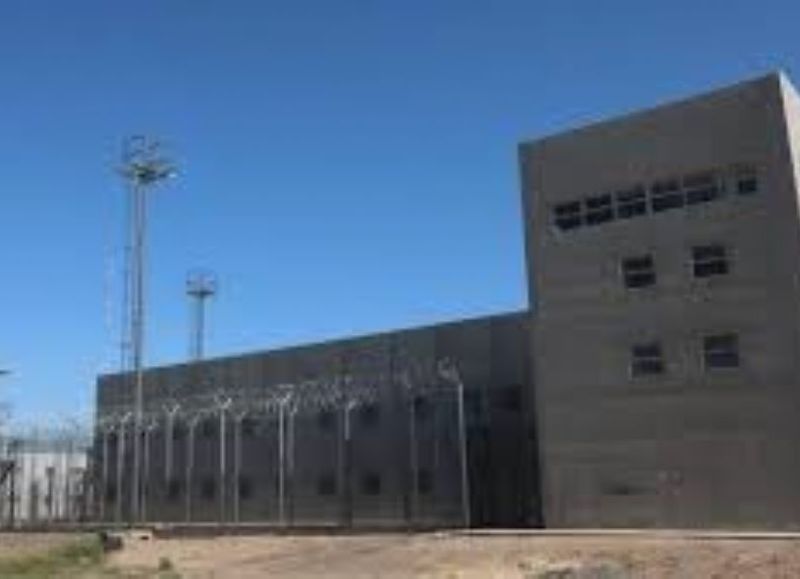 Violento ataque en la cárcel de Las Flores: un interno resultó gravemente herido
