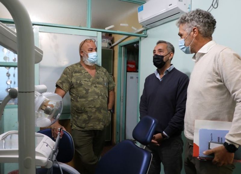 La Provincia distribuye 53 sillones odontológicos en toda la red de salud