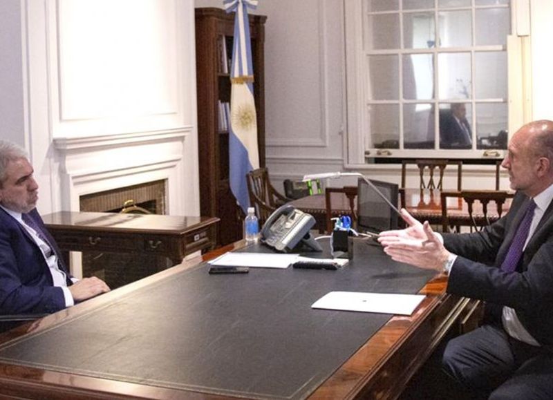 Gobierno versus Perotti y la pelea por Rosario